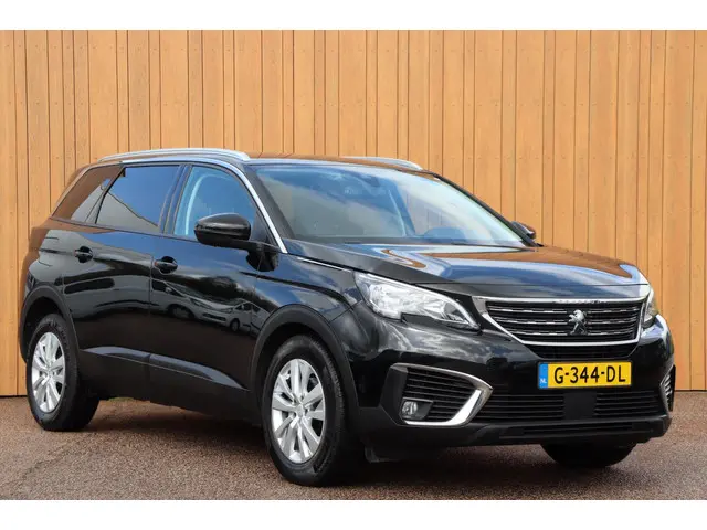 Peugeot 5008 2
