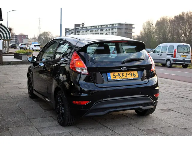 Ford Fiesta 1.0 EcoBoost Sport 125 PK 2013 Benzine 10