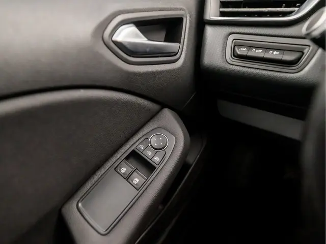 Renault Clio 1.0 TCe Sport 2020 Benzine 21