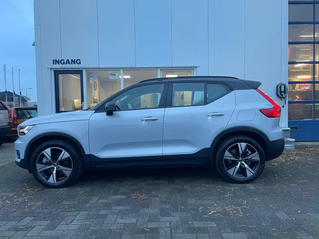Volvo XC40 Recharge P8 AWD R-Design 2021 Elektrisch 8