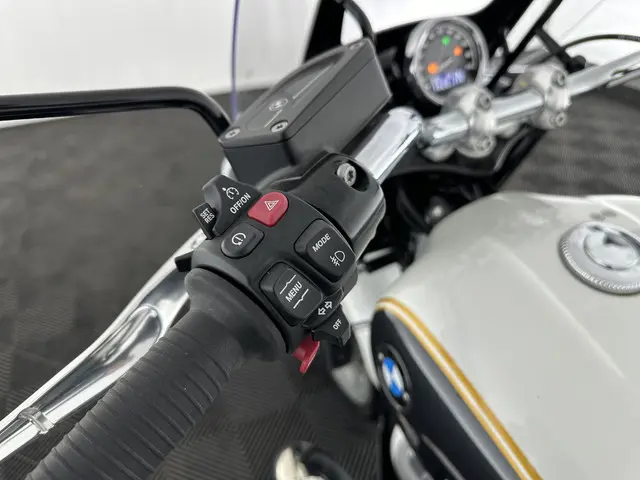 BMW R18 Classic Option-719 2024 Benzine 9