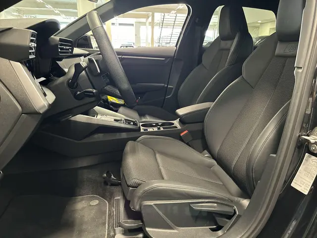 Audi A3 Sportback 35 TFSI S edition 2024 Benzine 5