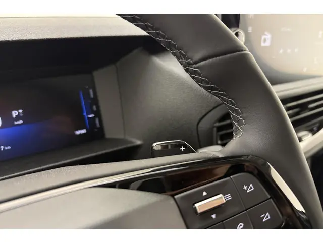 Opel Vivaro-e Electric L3 75 kWh DC 2025 Elektrisch 24