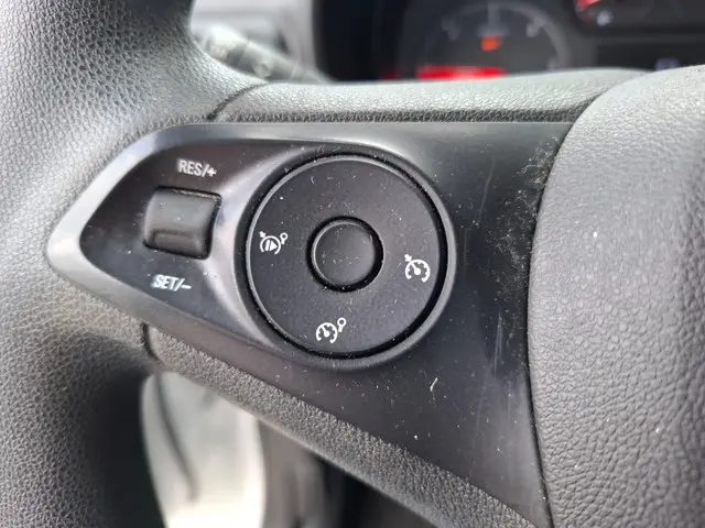 Opel Combo 1.6D L1H1 Edition 2019 Diesel 26