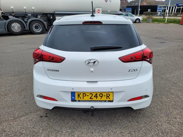 Hyundai i20 1.0 T-GDI Go! 2016 2016 Benzine 5