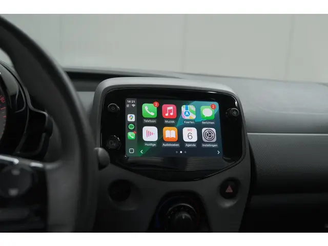 Peugeot 108 1.0 e-VTi Active TOP! 2019 Benzine 3