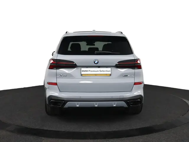 BMW X5 xDrive50e 2025 Hybride Benzine 83