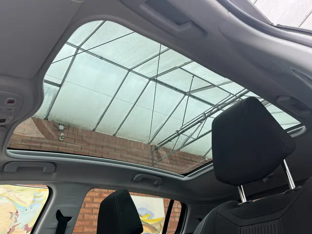 Peugeot 308 PureTech 130 EAT6 Allure 2018 Benzine 19