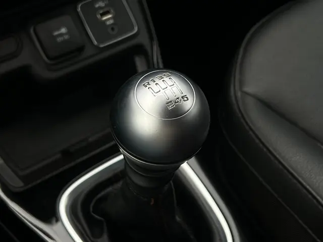 Jeep Compass 1.3T Limited 2021 Benzine 15