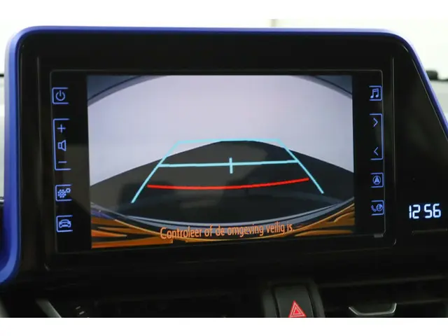 Toyota C-HR 1.8 Hybrid Bi-Tone 2017 Hybride Benzine 9