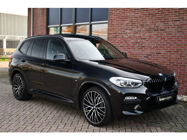 BMW X3 xDrive30i M-Sport 2018 Benzine 42