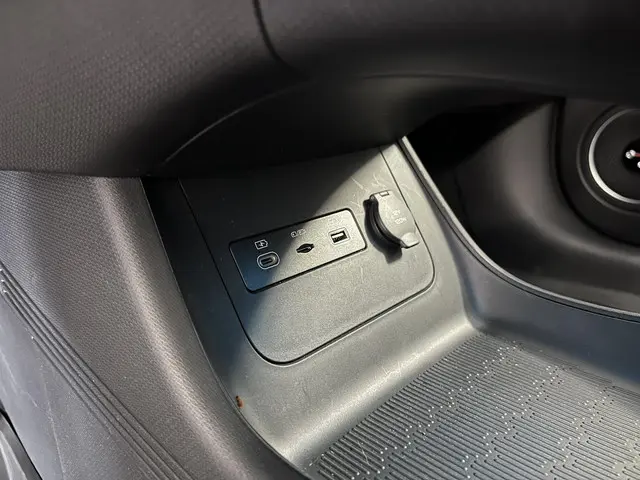 BYD ATTO 3 Design 60 kWh 2022 Elektrisch 38