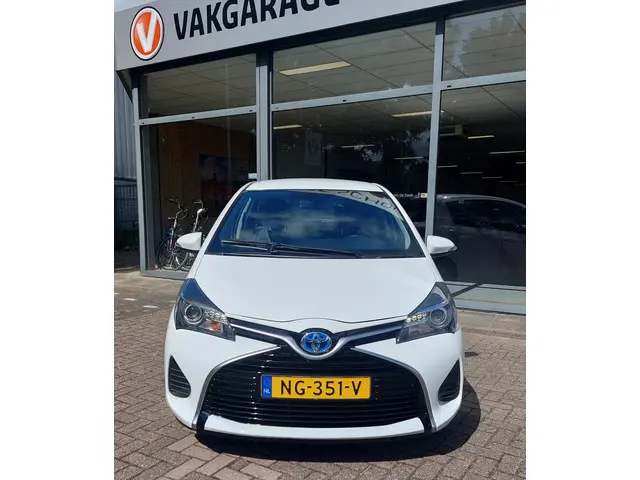 Toyota Yaris 1.5 Hybrid Aspiration 2017 Hybride Benzine 3