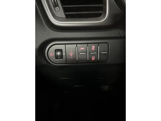 Kia Ceed Sportswagon 1.5 T-GDi DynamicLine 2021 Benzine 29