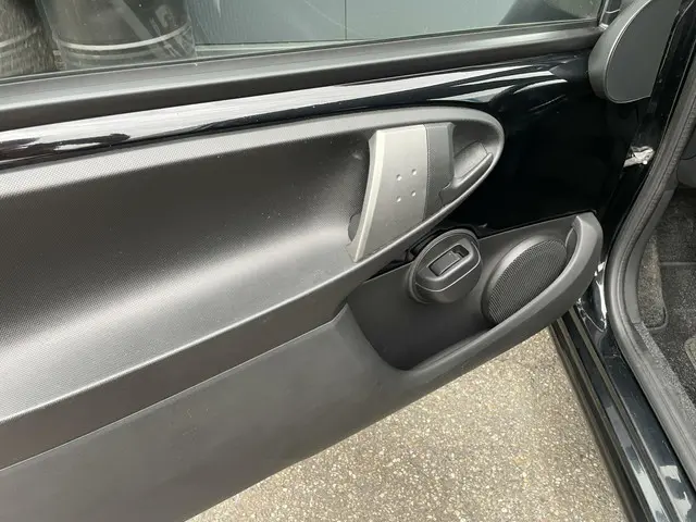 Peugeot 107 1.0 Active 2013 Benzine 7