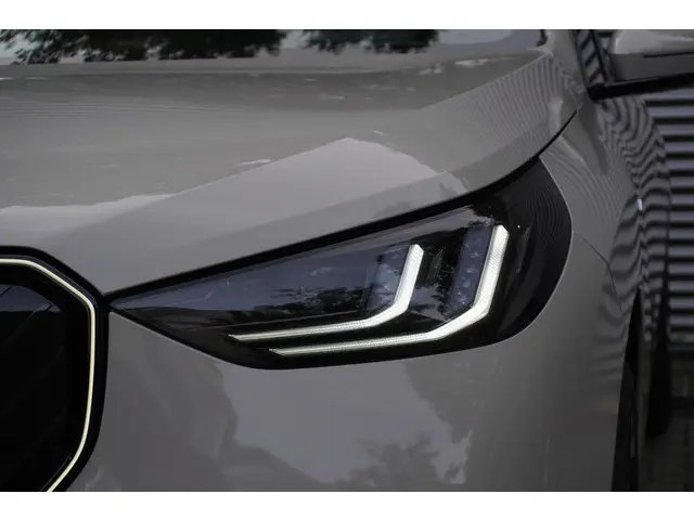 BMW X3 20 xDrive 2025 Benzine 24