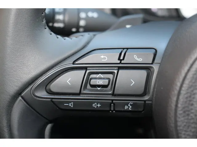 Toyota Aygo X 1.0 VVT-i S-CVT first 2023 Benzine 24