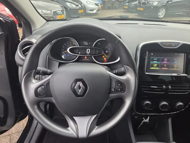 Renault Clio 0.9 TCe Night&Day 2016 Benzine 2