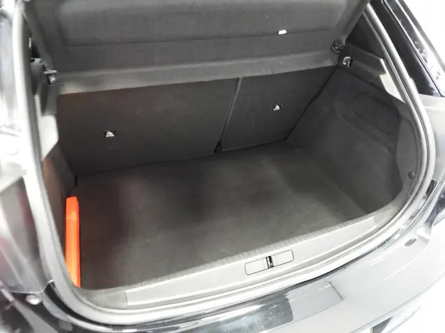 Peugeot e-208 EV GT 350 50 kWh 2022 Elektrisch 34