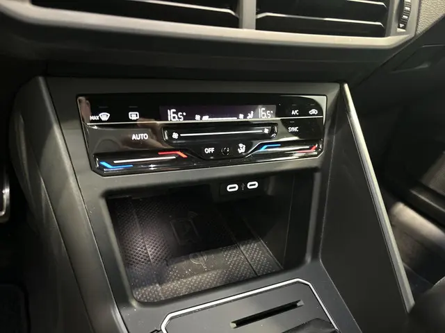 Volkswagen Polo 1.0 TSI 95pk R-Line 2023 Benzine 8