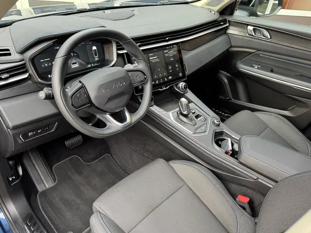 Lynk & Co 01 1.5 2021 Hybride Benzine 13