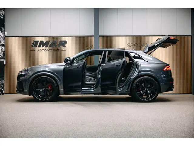 Audi RSQ8 4.0 TFSI quattro 2021 Benzine 10