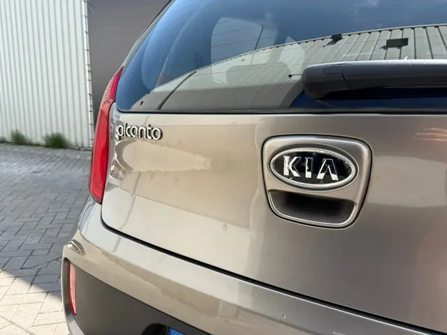 Kia Picanto 1.0 CVVT Airco 2012 Benzine 7