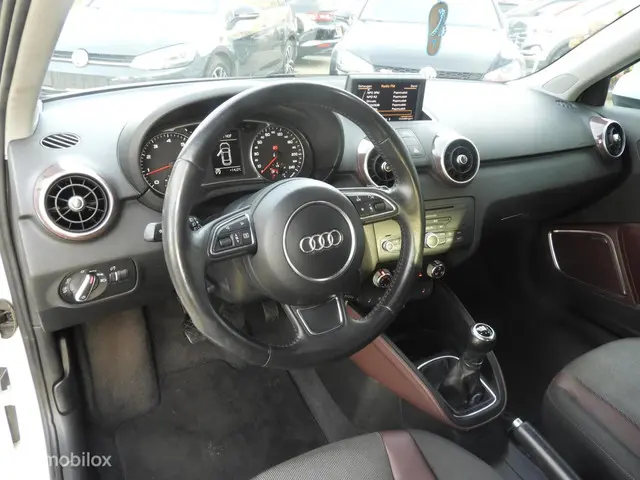 Audi A1 1.2 TFSI S-Line 2012 Benzine 10