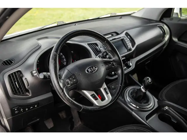 Kia Sportage 1.6 GDI 20th Anniversary 2013 Benzine 20
