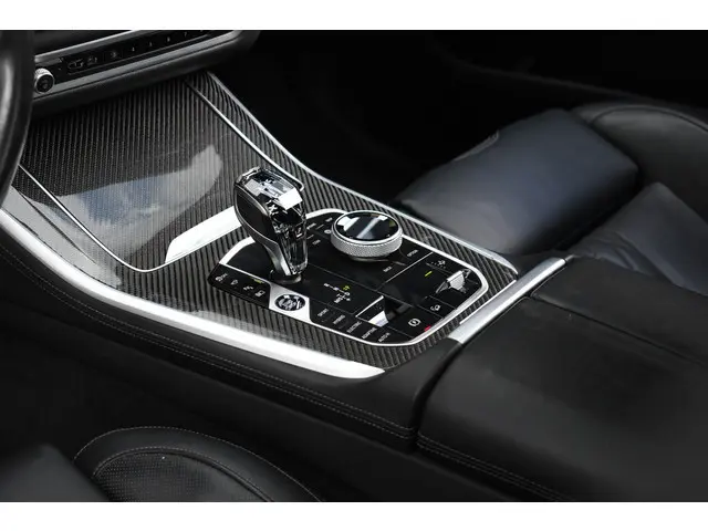BMW X5 xDrive45e M-Sport 2021 Hybride Benzine 61