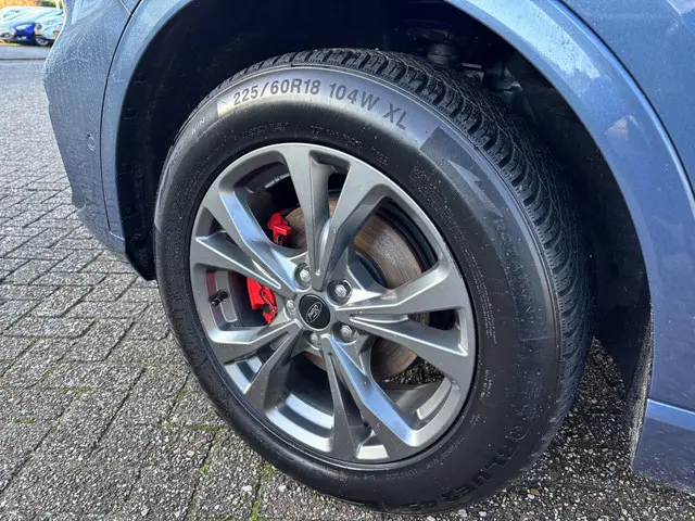 Ford Kuga 2.5 PHEV ST-Line X 2022 Hybride Benzine 12