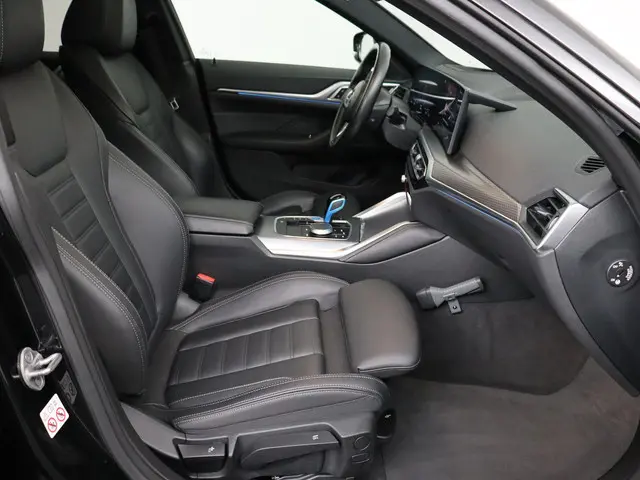 BMW i4 High Executive M-Sport 2023 Elektrisch 37