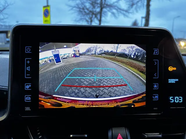 Toyota C-HR 1.8 Hybrid Style 2018 Hybride Benzine 11