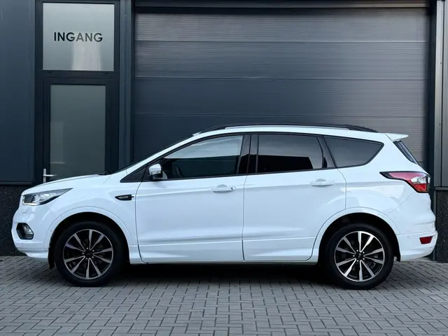 Ford Kuga 1.5 EcoBoost ST Line 2018 Benzine 3