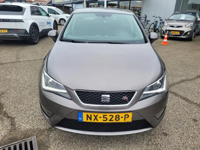 SEAT Ibiza 1.0 EcoTSI FR Connect 2017 Benzine 2