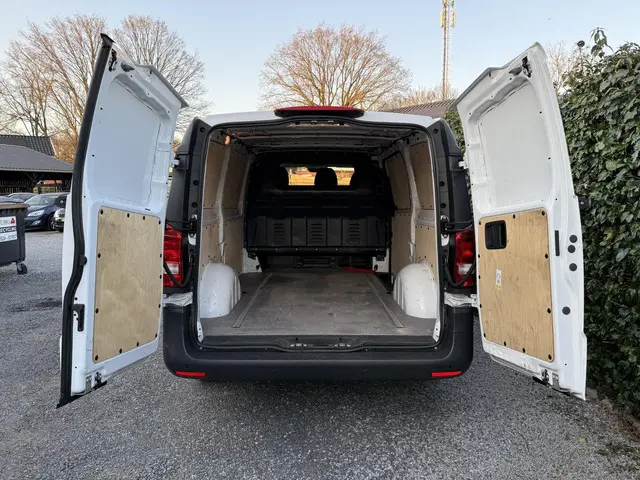 Mercedes-Benz Vito 114 CDI Lang 2020 Diesel 19