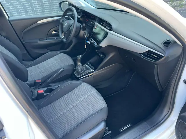 Opel Corsa 1.2 Edition 2020 Benzine 12