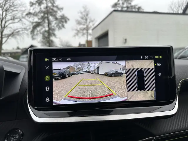 Peugeot 2008 1.2 Hybrid 145 PK GT 2025 Hybride Benzine 25