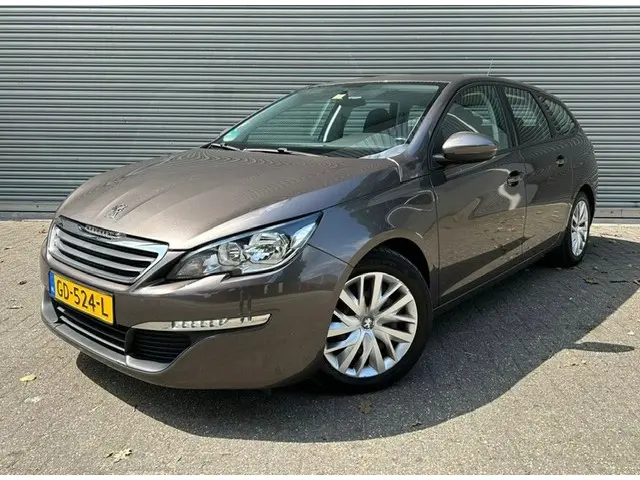 Peugeot 308 SW 1.2 PT Blue Lease 2015 Benzine