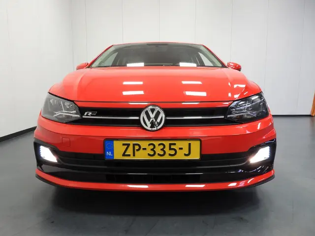 Volkswagen Polo 1.0 MPI R-Line 2019 Benzine 31