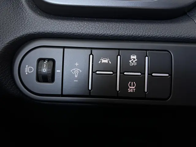 Kia XCeed 1.5 T-GDI DynamicLine 2022 Benzine 33