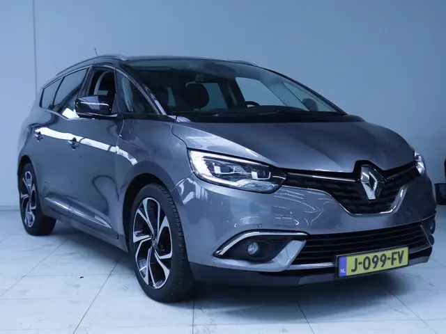Renault Grand Scénic 1.3 TCe Bose 7p. 2019 Benzine 8