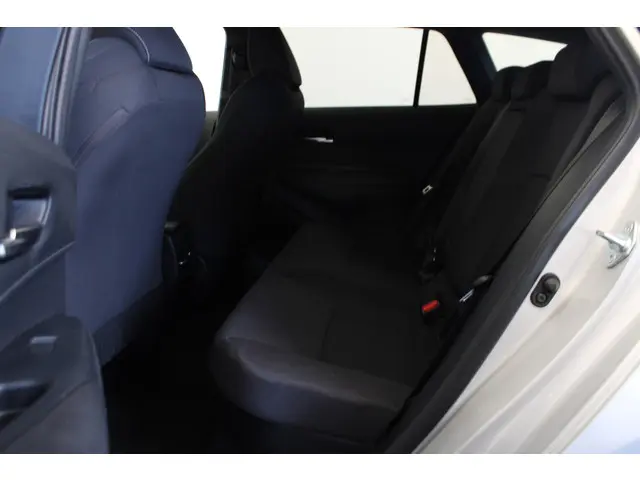 Suzuki Swace 1.8 Hybrid Style 2021 Hybride Benzine 12