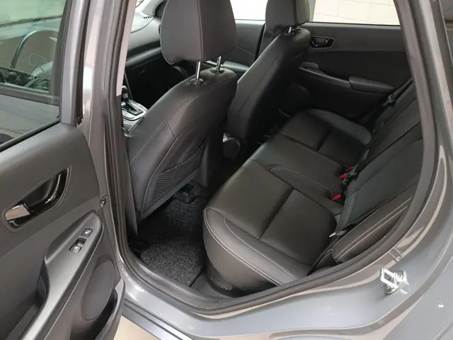 Hyundai Kona 1.6 GDI HEV Premium 2020 Hybride Benzine 6