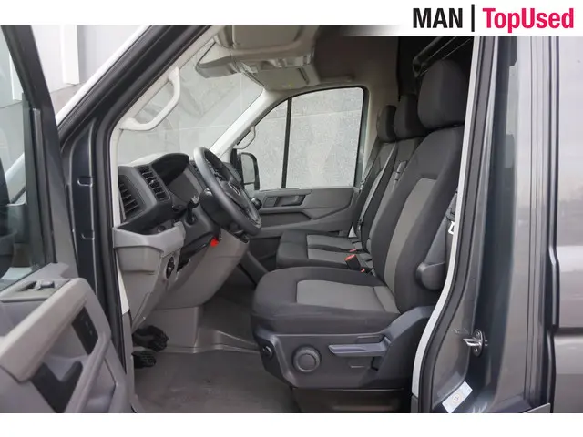 Volkswagen Crafter 35 2.0 TDI L4H3 Highline 2021 Diesel 9
