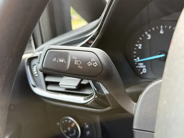 Ford Fiesta 1.1 Trend 2018 Benzine 15