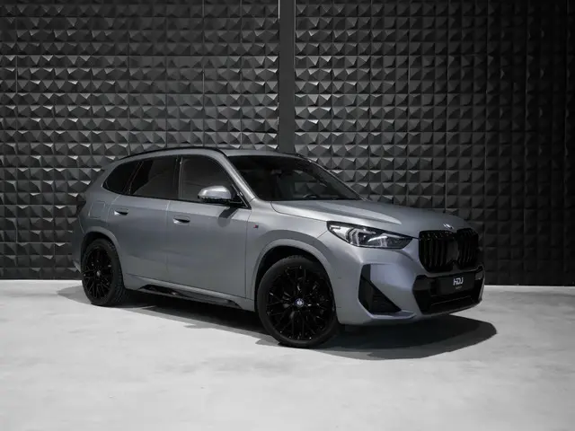 BMW X1 xDrive30e 2023 Hybride Benzine 2