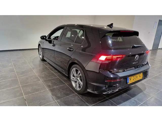 Volkswagen Golf 1.5 eTSI R-Line 2022 Benzine 6