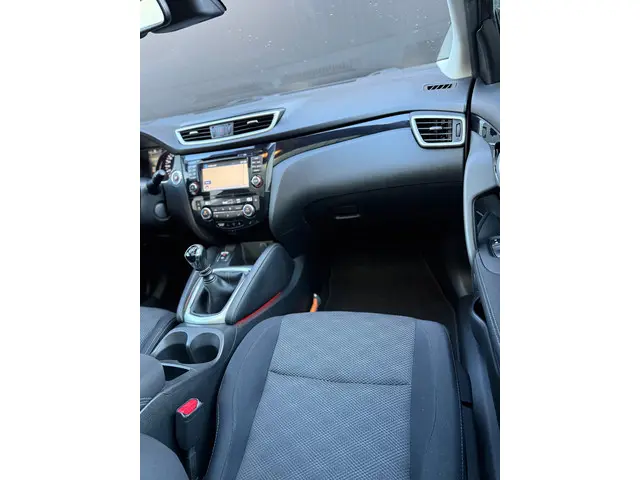 Nissan QASHQAI 1.2 N-Connecta Panorama 2017 Benzine 29