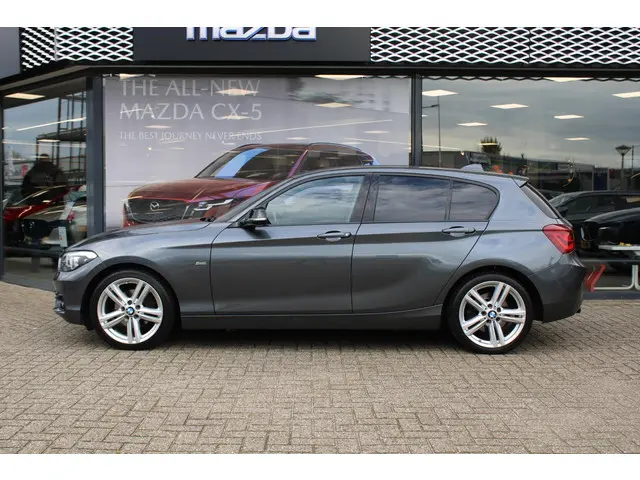 BMW 1 Serie 120i Sport Line 184PK 2018 Benzine 9